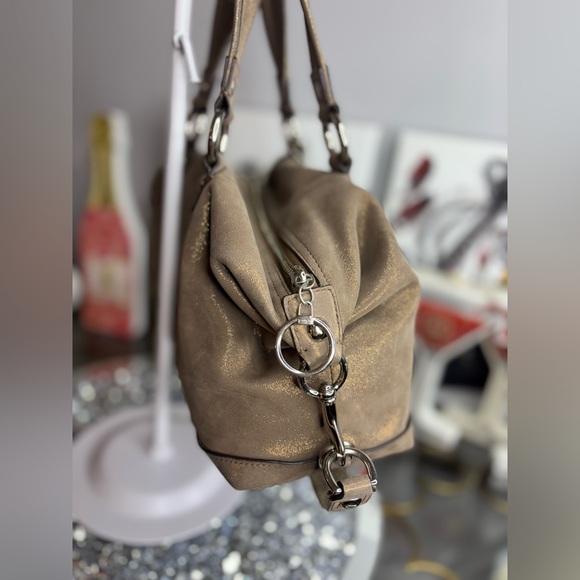 Coach 2010 Poppy “Lucky Penny” satchel GUC - Picture 7 of 15